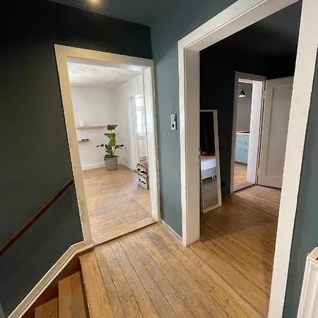 Schoene Auf Dem Weingut Schaetzel Lägenhet Nierstein